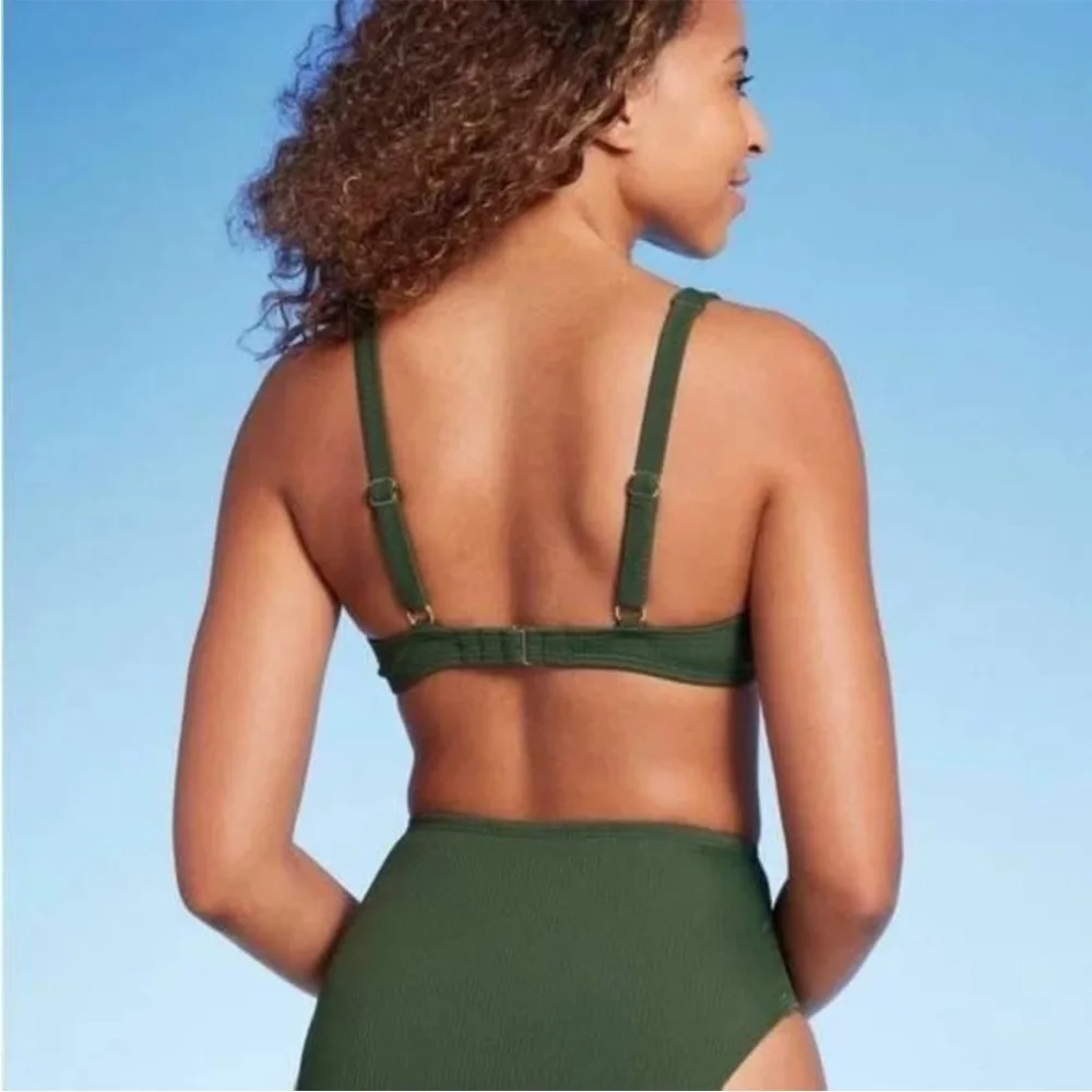 Women's Retro Ribbed Underwire Bikini Top
- Shade & Shore™ Dark Green 34 C - Picture 3 of 14